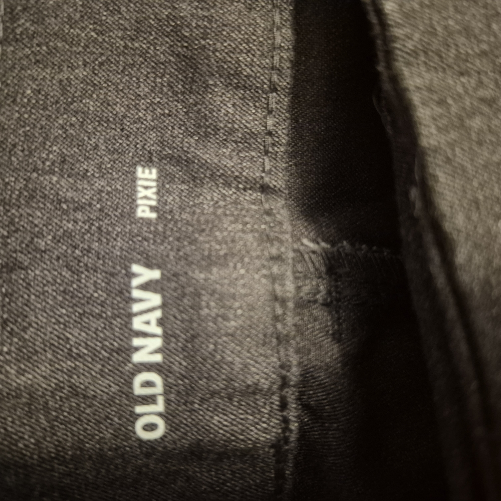 Old Navy Black Pixie Pants